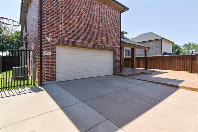 Foto del edificio - 9750 Candlewood Dr