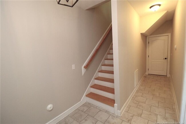 Building Photo - 903 Shoofly Path