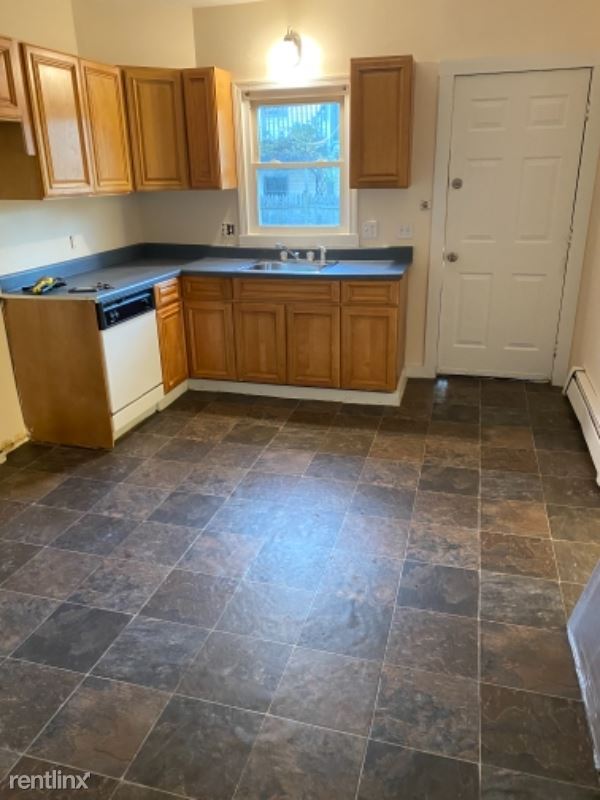 Primary Photo - 2 br, 1 bath House - 21 Lodi St