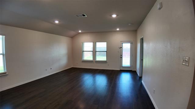 Foto del edificio - 2335 Hankinson Ln