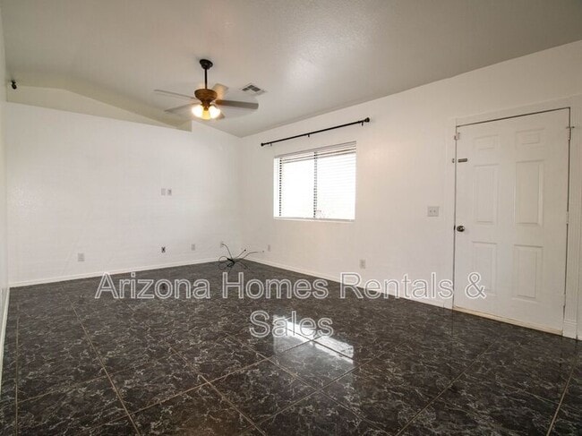 Building Photo - 1775 Ruta Caravela