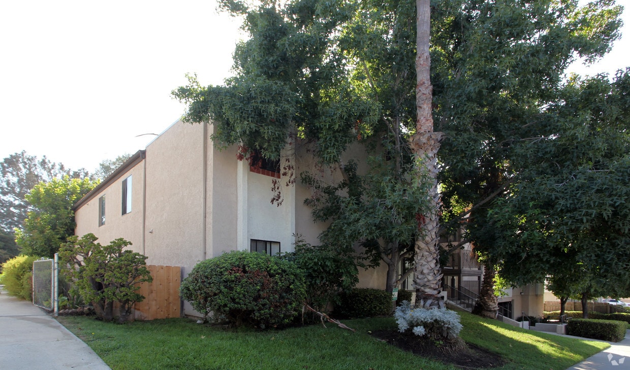Building Photo - 3711 Alabama St