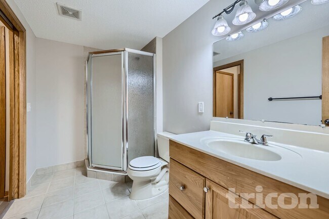 Foto del edificio - 17475 Glacier Wy