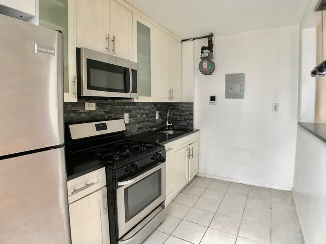 Foto del edificio - 145 W 145th St