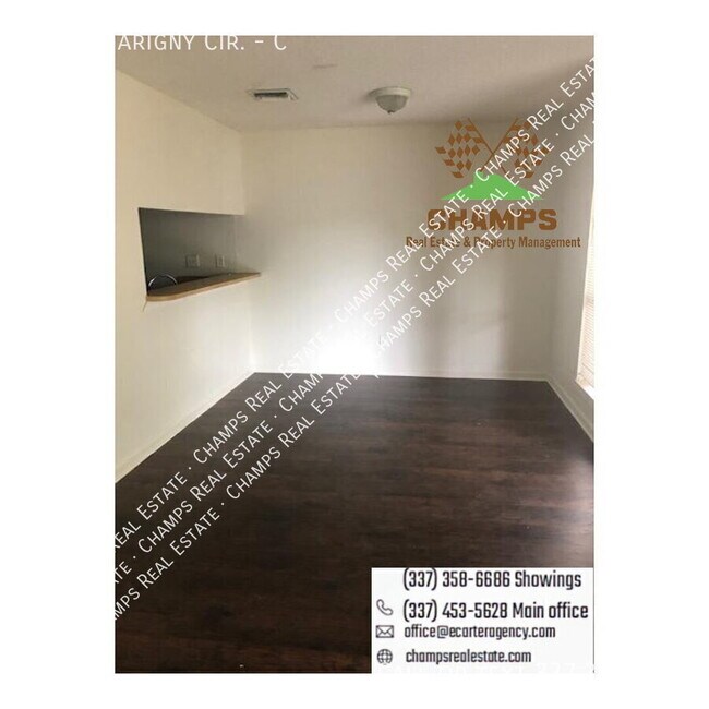Foto del edificio - 114 Marigny Cir