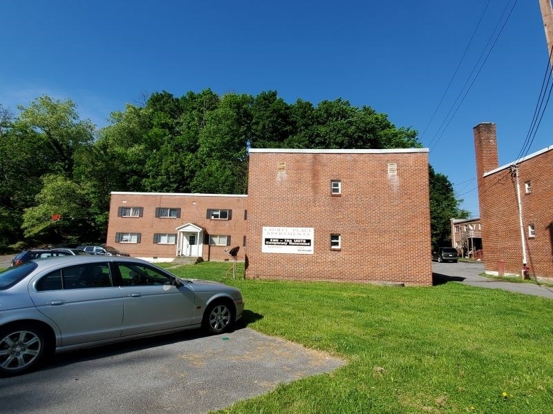 Building Photo - Laurel Place Apartments