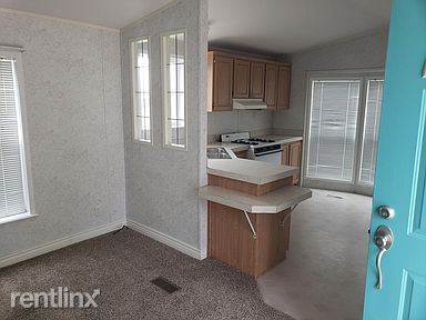 Building Photo - 2 br, 1 bath House - 2384 W 700 S