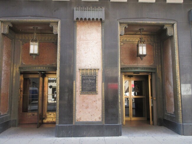 Foto del edificio - 55 E Washington St