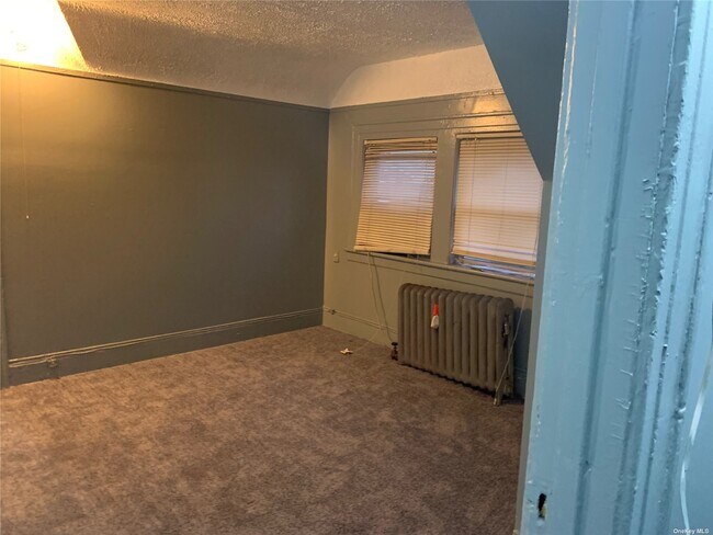 Building Photo - 35-14 214th Pl