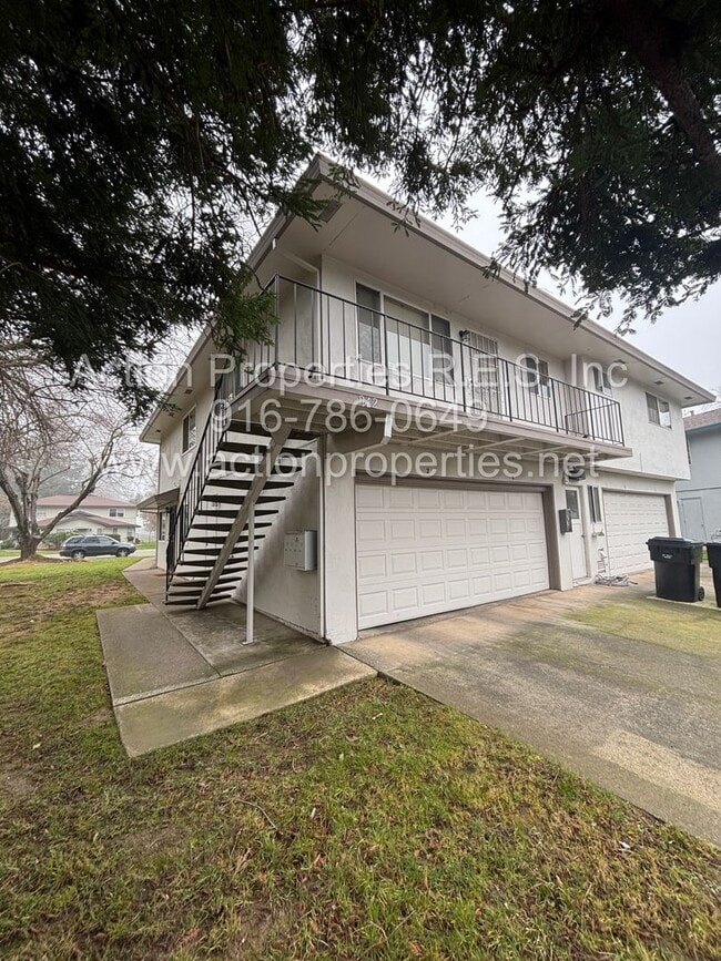 Building Photo - 242 Breuner Dr