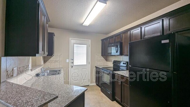 Foto del edificio - 763A E Ridge Blvd