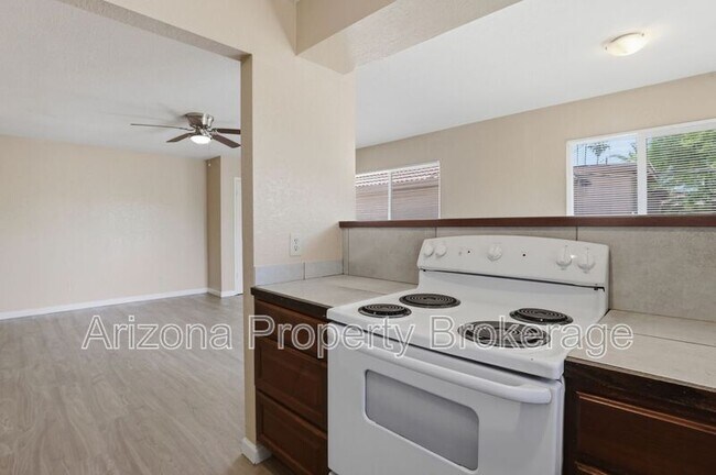 Foto del edificio - 607 W Rio Salado Pkwy