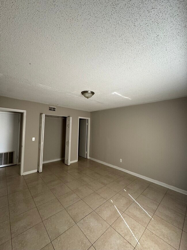 Foto del edificio - 5134 Ricker Rd
