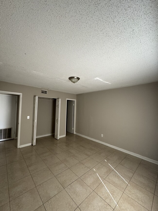Building Photo - 5134 Ricker Rd