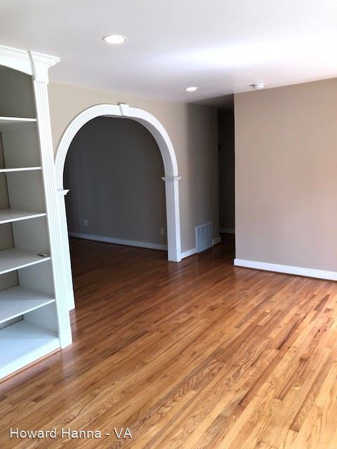 Building Photo - 3 br, 1 bath House - 8521 Millard Street