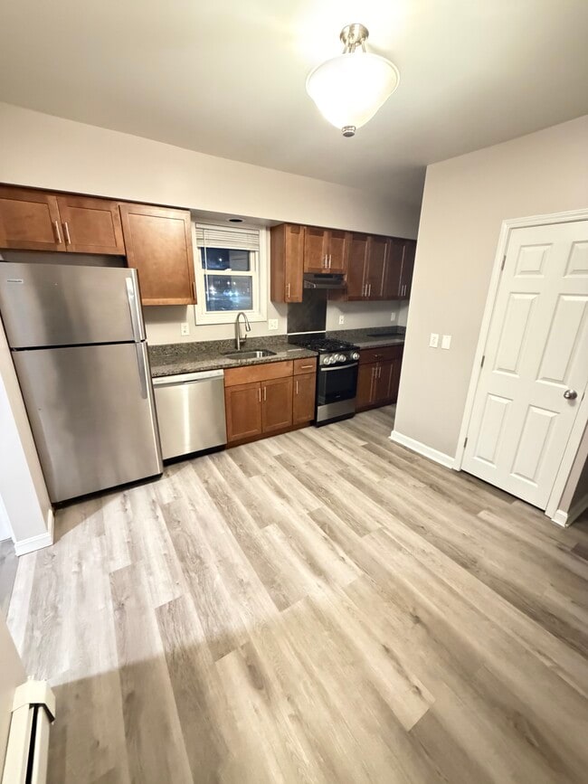 Foto del edificio - 406 N Broadway