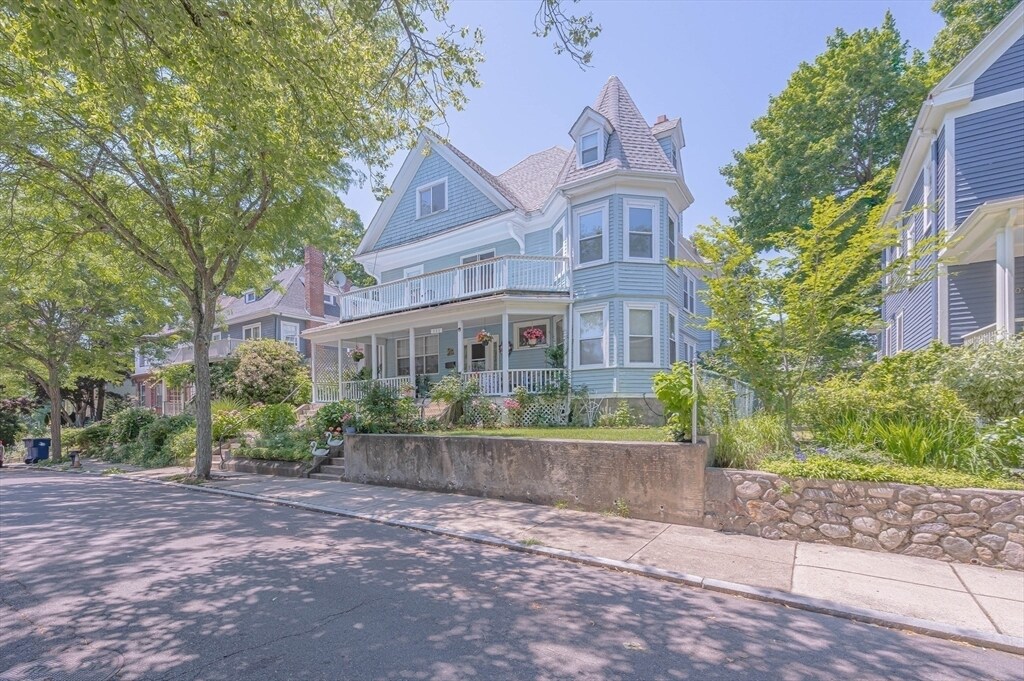 Primary Photo - 113 Aldrich St