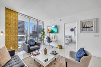 Building Photo - 481 Brickell Ave