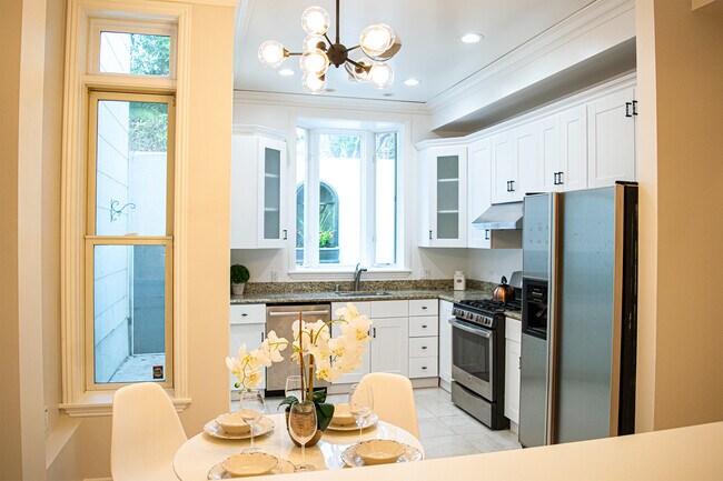 Kitchen/Dining - 126 Valley St