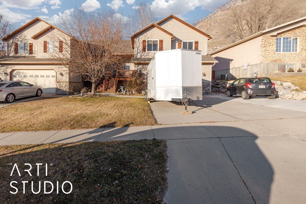 Primary Photo - Super Cute Home in Springville