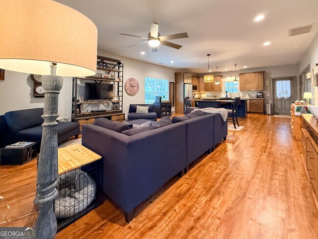 Foto del edificio - 270 Townview Dr