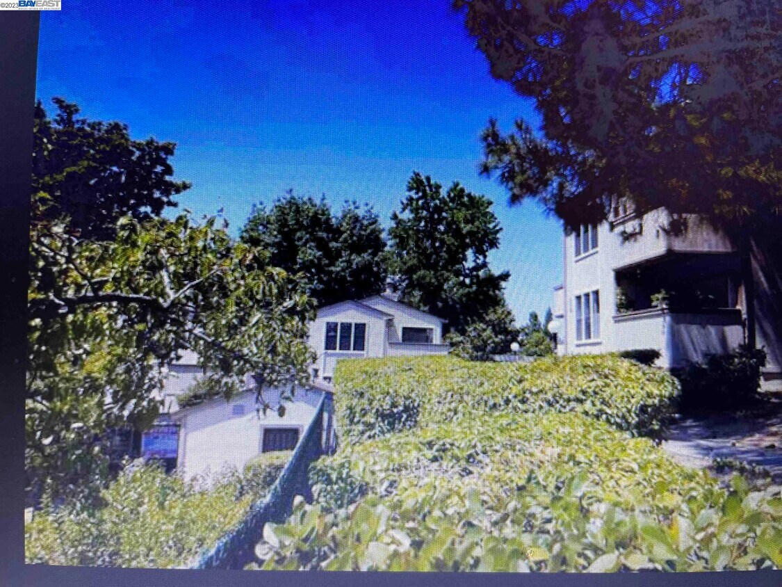395 Camelback Rd, Pleasant Hill, CA 94523 Condo for Rent in Pleasant
