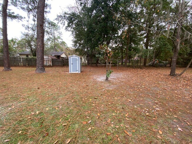 Foto del edificio - 1409 Southwood Dr