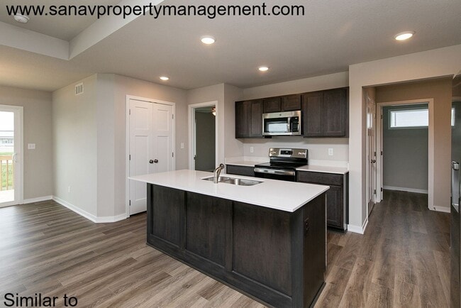 Foto del edificio - Unbeatable Deal! Gorgeous 3-Bed, 2.5-Bath Ranch Home in Bondurant – Just $1800/Month!