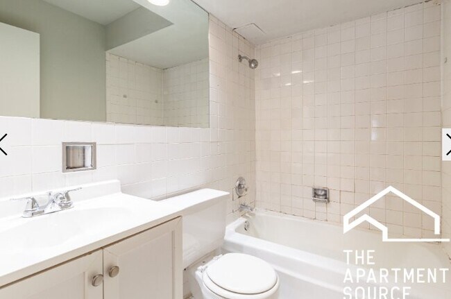 Foto del edificio - 510 W Briar Pl