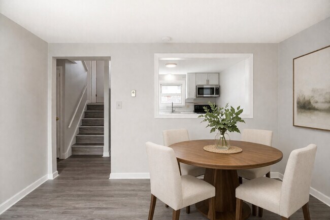 Comedor pequeño - Brookview Townhomes