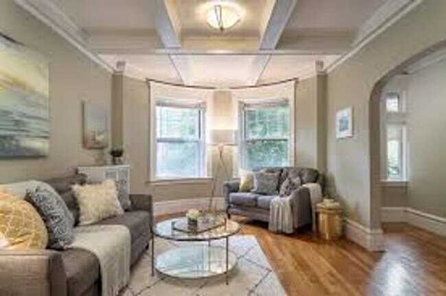 Building Photo - 3 Bedroom on Packard's Corner. Fully Furni...