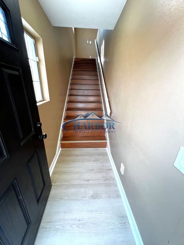 Foto del edificio - 8128 Devenir Ave