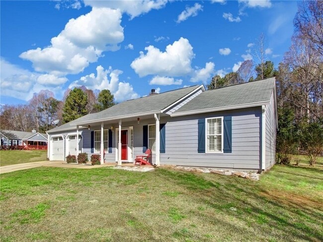 Building Photo - 3840 Forsythia Way