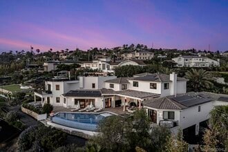 Building Photo - 7335 El Fuerte St