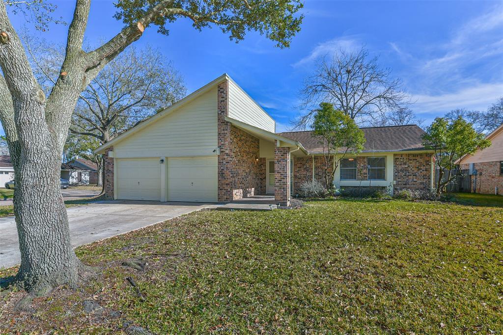 1102 Newport Blvd, League City, TX 77573 House for Rent in League