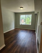 Building Photo - 357 Parkland Pl SE