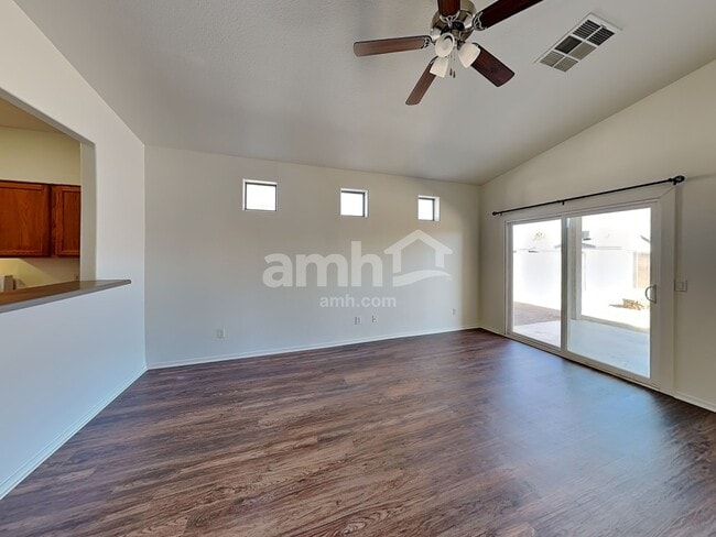 Building Photo - 7210 W Sunderland Ave