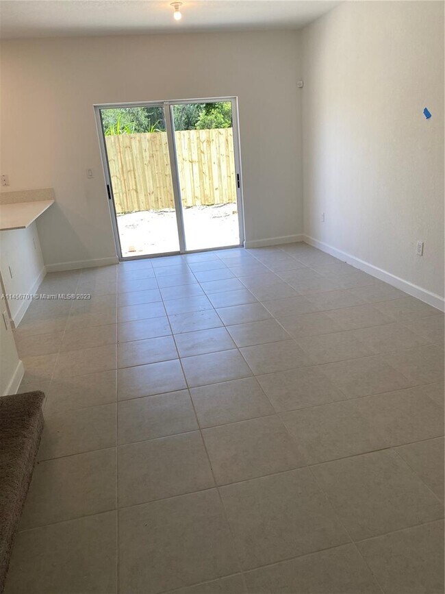 Foto del edificio - 2608 SE 19th St