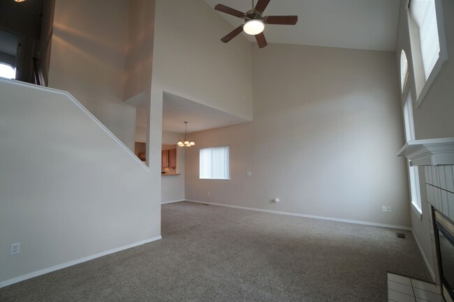 Building Photo - 3430 MacGregor Dr
