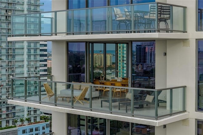 Foto del edificio - 275 1st Ave S