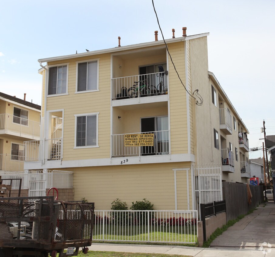 Primary Photo - Bldg 2