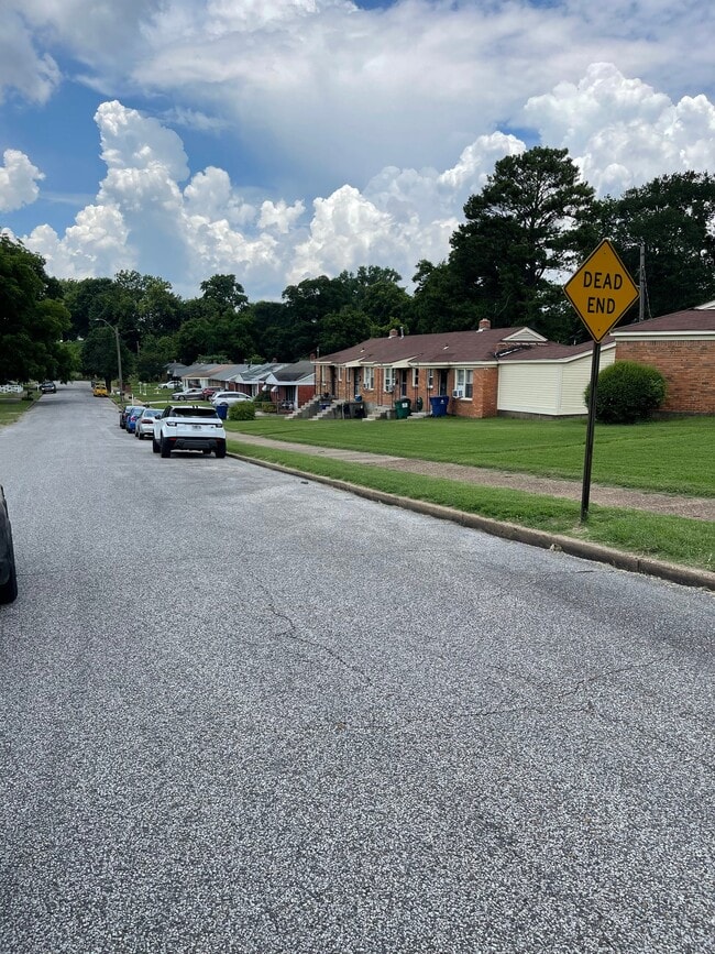 Photo - 2167 Kansas St House