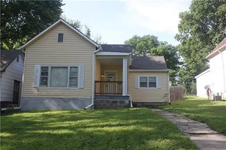 Primary Photo - 613 Mound St