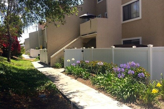 Building Photo - 6909 Quail Pl