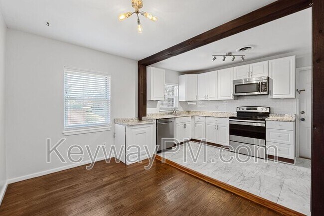 Foto del edificio - 501 Milledge Rd