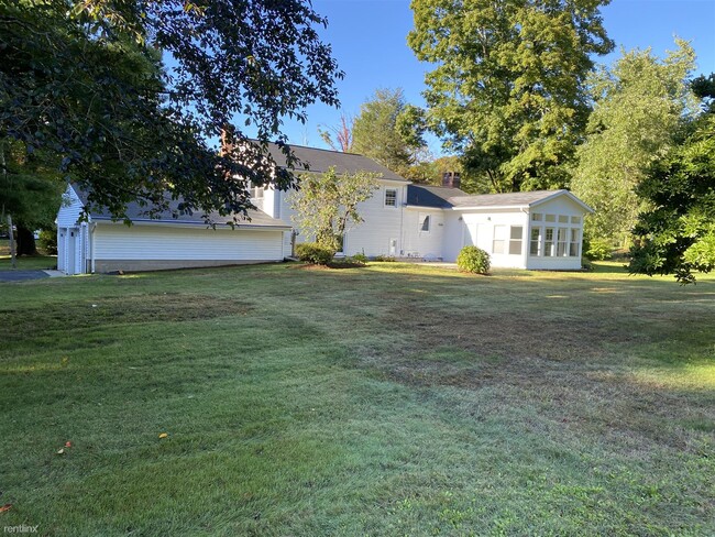 Building Photo - 3 br, 1.5 bath House - 509 County Rd