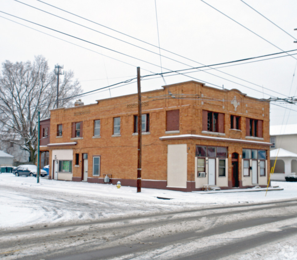 Building Photo - 1330 Xenia Ave