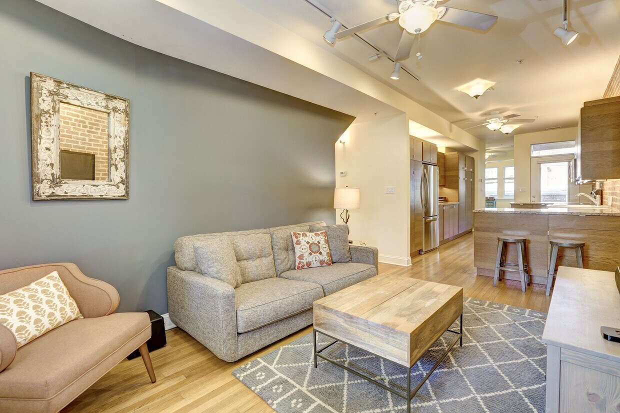 Foto principal - 4114 New Hampshire Ave NW