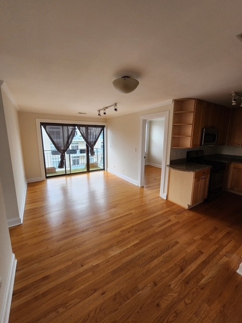 Photo - Buena Park - 1 bedroom + Den available ASAP! Apartment