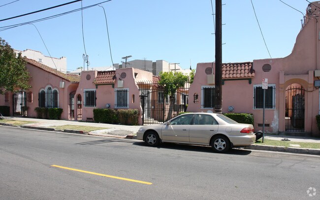 Foto del edificio - 940 S Catalina St